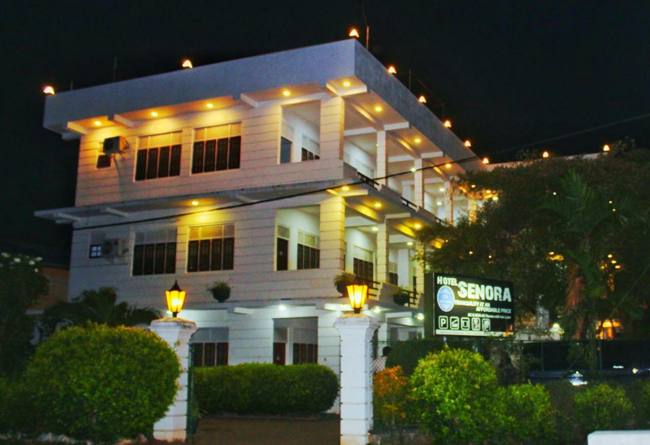 Hotel Senora Катарагама Екстериор снимка